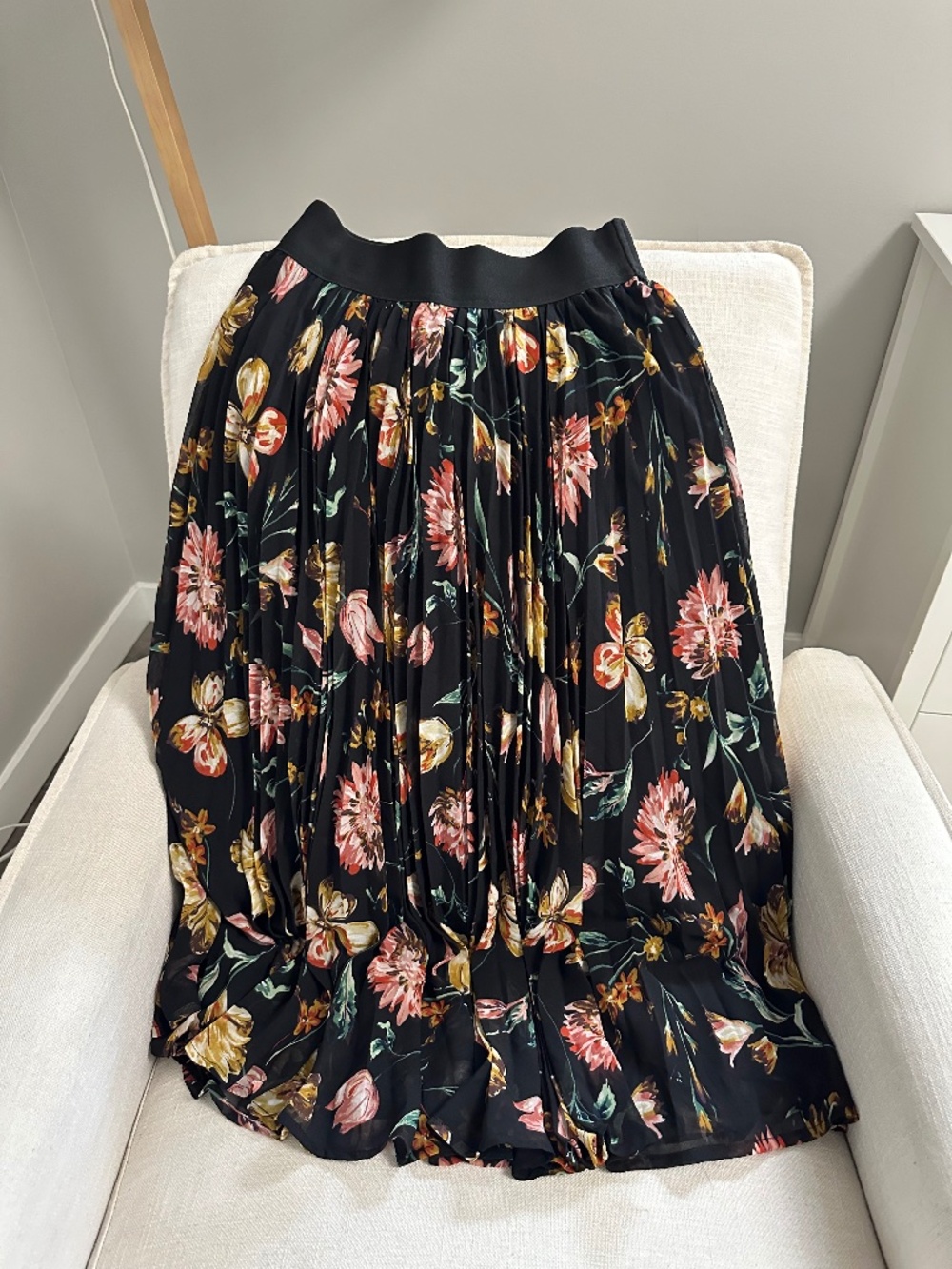 Like New S Dress Forum Pleated Skirt